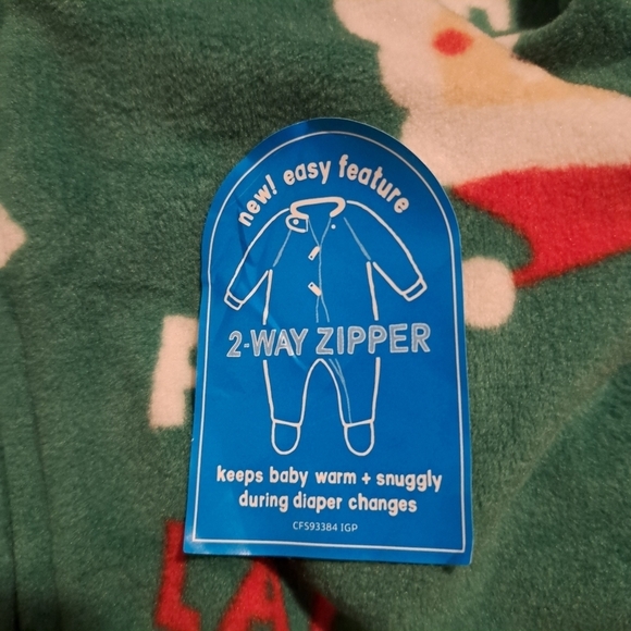 Carter's Holiday blanket sleeper 3 months, New - Picture 3 of 4